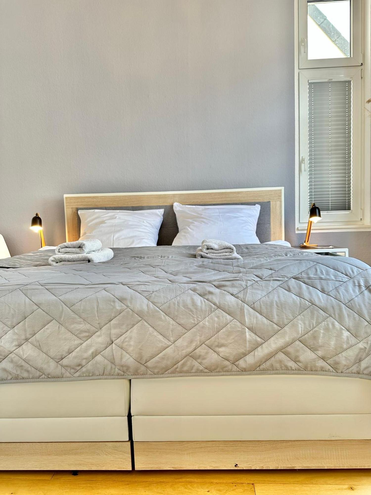 Geraeumiges City-Apartment Mit 2 Badezimmer Und Parkplaetzen D46-Og Ольденбург Экстерьер фото